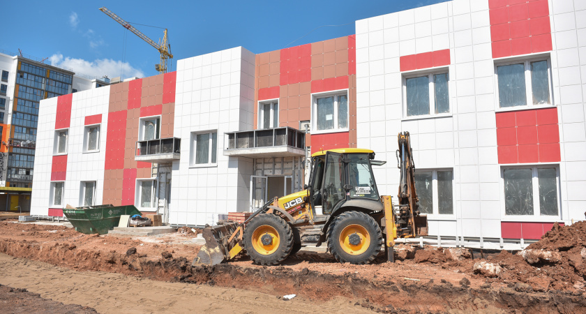 Строительство детсада «Сандугач» в 69 комплексе близится к завершению