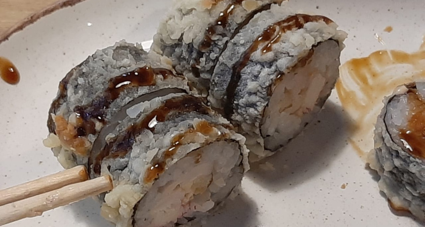 Челнинская семья, отравившаяся в «Рокнроллах», пыталась взыскать с владельцев кафе 200 тыс. рублей