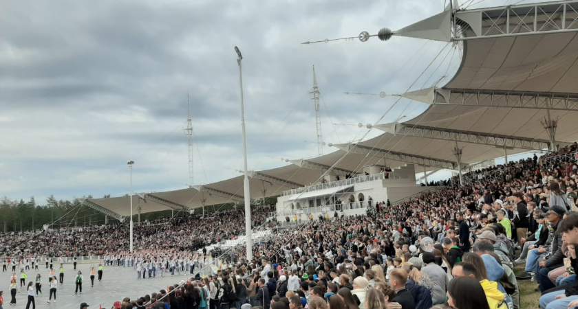 Кагиров, Мот, хор Турецкого, конно-спортивные соревнования, фестиваль цветов, салют