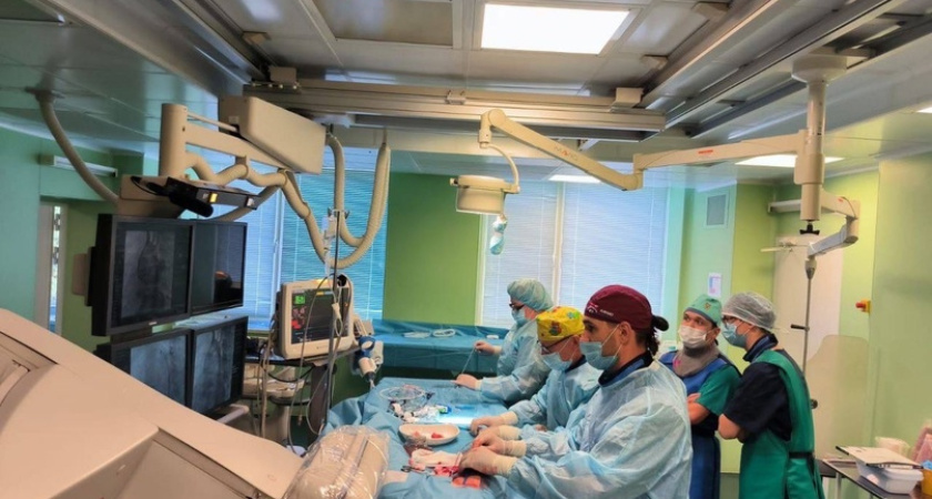 Челнинский врач провел уникальную операцию 15-летней девочке с врожденным пороком сердечно-сосудистой системы