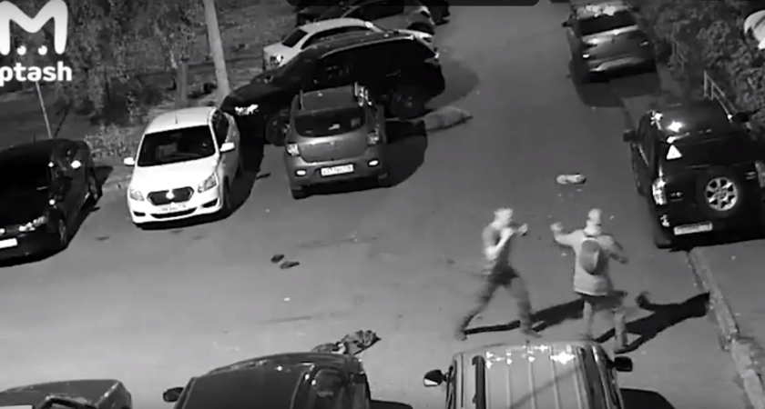 В Татарстане ночью дебошир избил обидчика