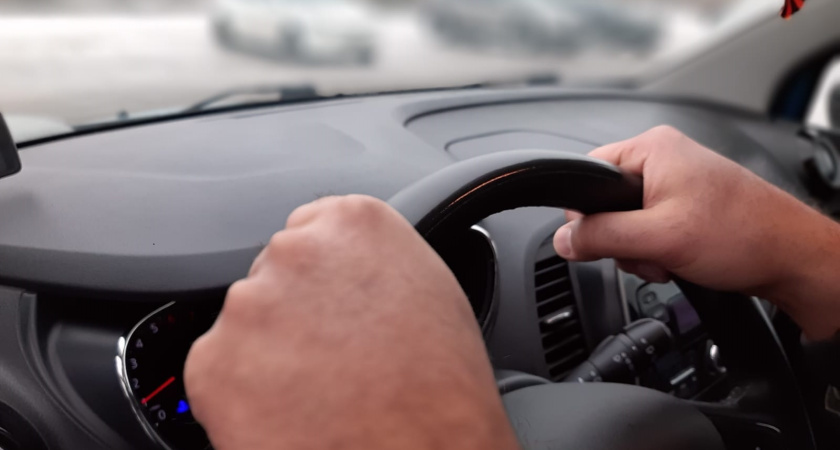 Челнинец схлопотал уголовку за поддельные права