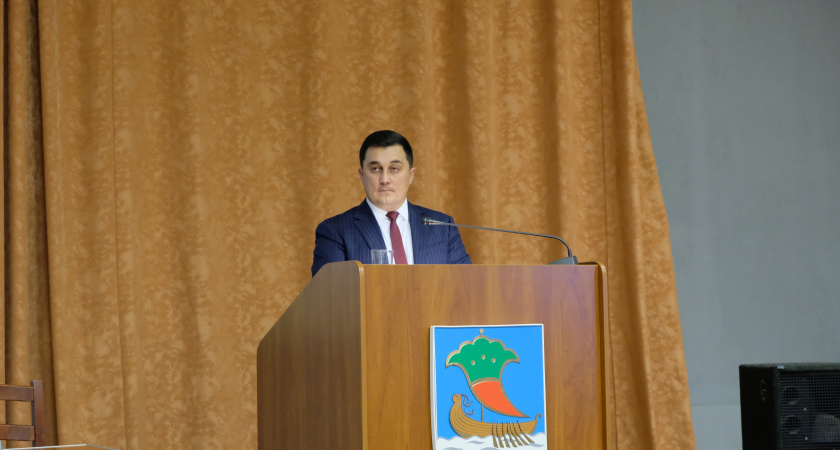 Кто виноват в нечищеных дорогах? Челнинцы, бросающие авто где попало