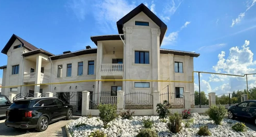 В Челнах продают коттедж за 87 млн рублей