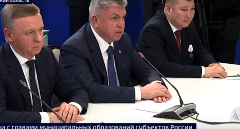 Магдеев пригласил Путина на юбилей автограда