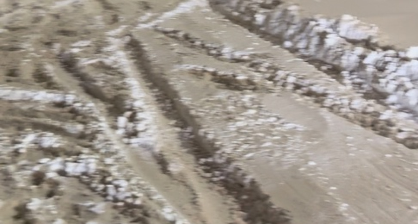 «УК мог бы хотя бы трактор пустить вдоль домов прочистить этот снежный завал»