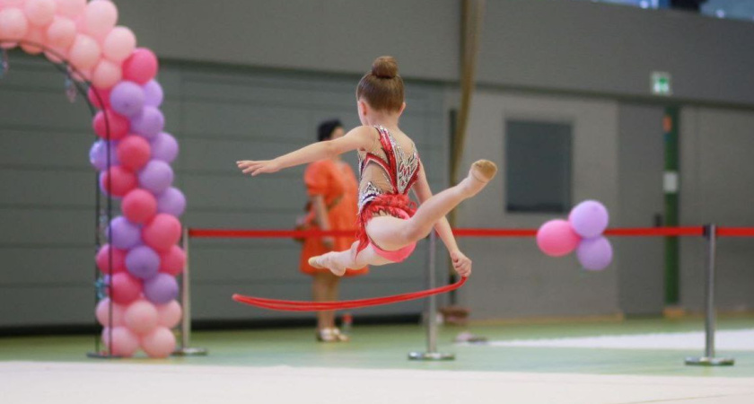 Художественная гимнастика: где учиться и когда начинать