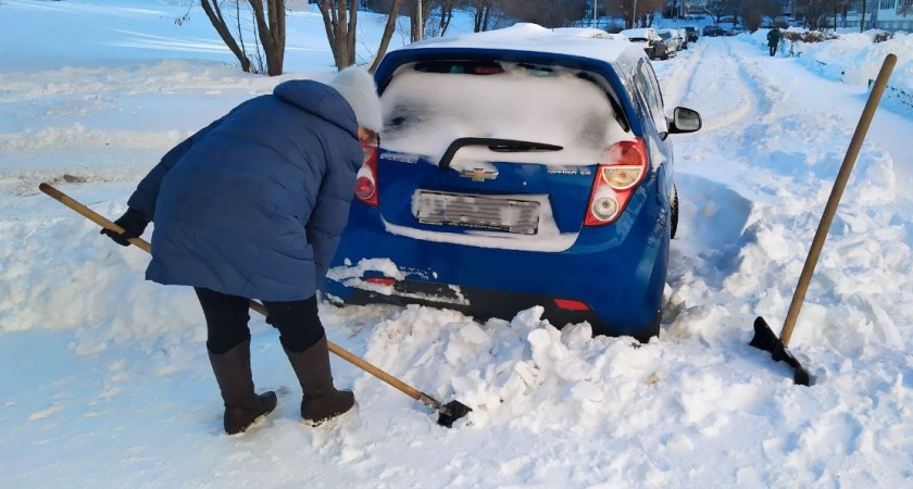 Во власти "Ольги": циклон принес в Челны аномальный снегопад