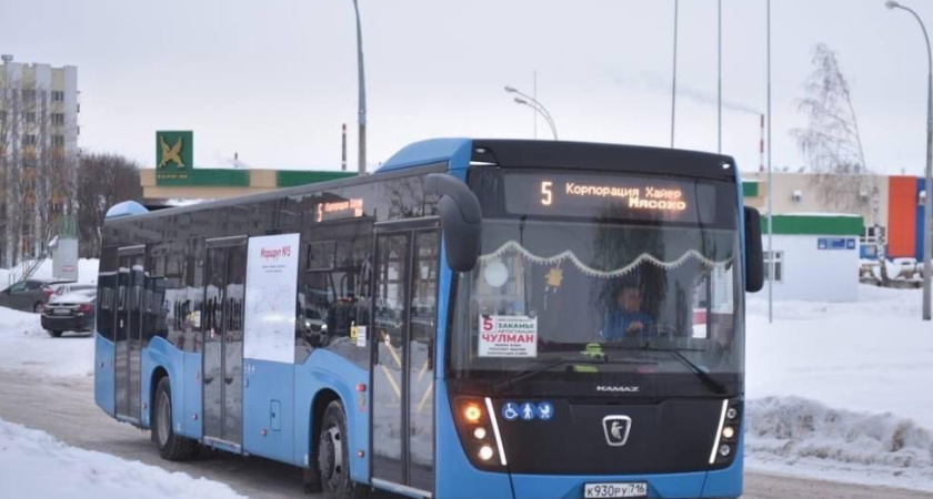 Мэр Челнов о нехватке автобусов: "Надо найти 3 миллиарда и все будет хорошо" 