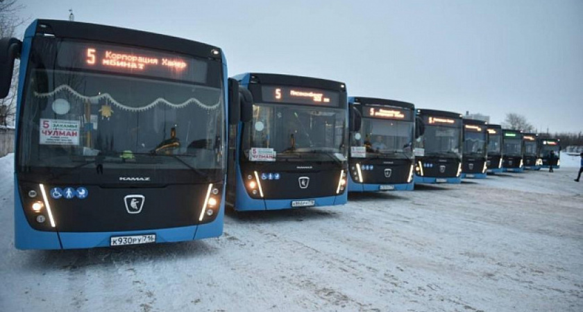 Мэр Челнов об автобусах: "Нужно организовать 10-й маршрут".