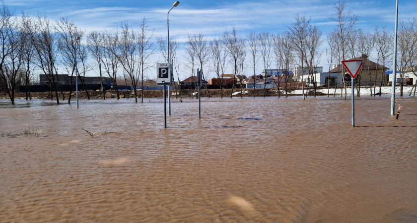 «Я первый раз сталкиваюсь с подобным»: мэр о потопе в ЖК «Притяжение»
