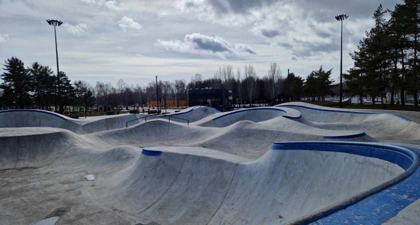 Площадки парка «Гренада» готовы к новому сезону (фото)