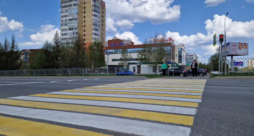 На дорогах Челнов начали обновлять разметку (фото)