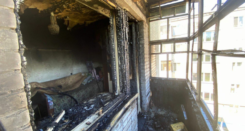 При пожаре в Челнах пострадала пожилая женщина