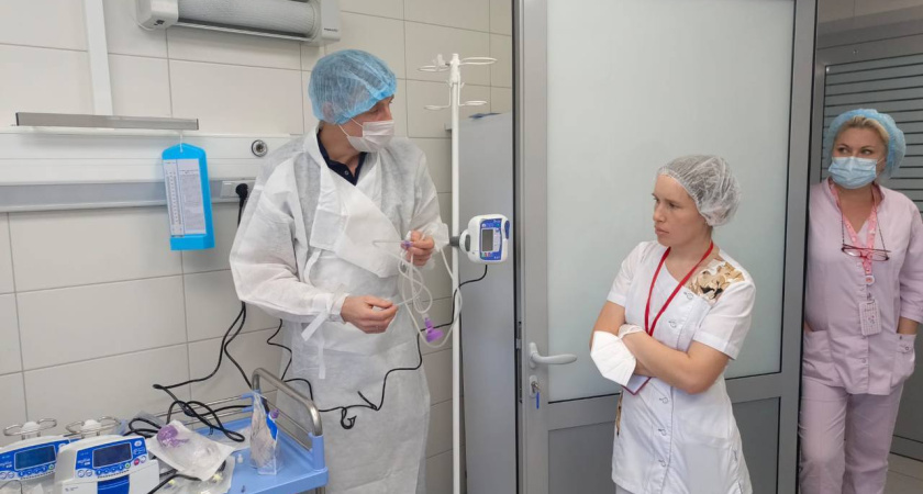 Инфекционка Челнов получила новые приборы