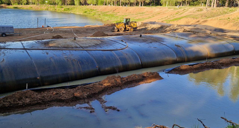 Илом со дна озера в Прибрежном будут удобрять клумбы Челнов