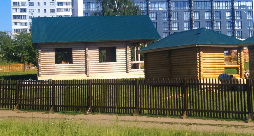 Ковер дружбы и красавицы разных лет: Челны готовятся к Сабантую (фото)