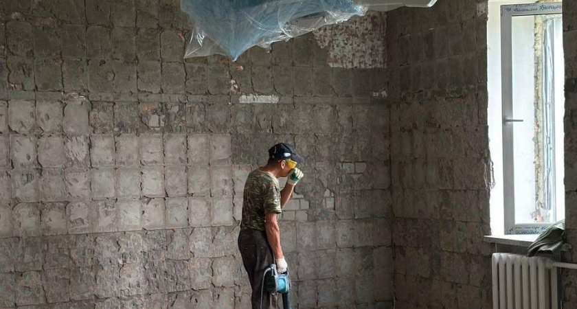 В Челнах ремонтируют поликлинику