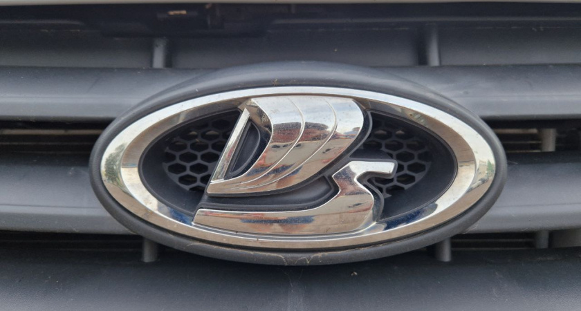 Названа самая популярная легковушка России