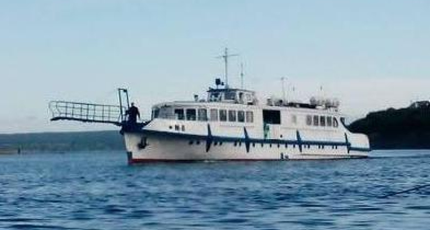 В первый день Спасской ярмарки теплоход М8 отправляется раньше 