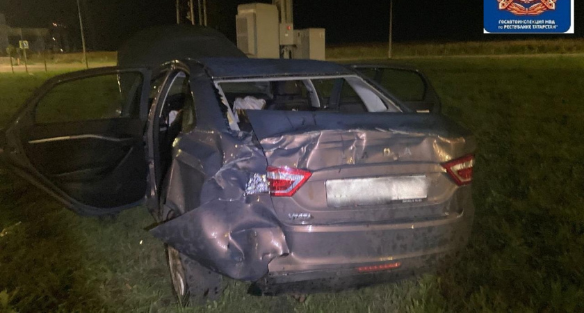 В Челнах пьяный водитель сделал «тройное сальто» на LADA Vesta