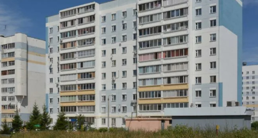 В Челнах оштрафовали УК «Строим будущее» за бассейн из нечистот в подвале дома 