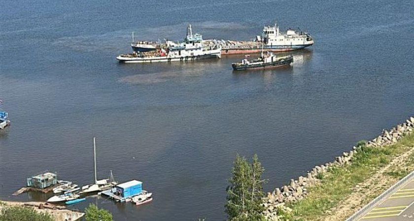 Сухогруз «Аякс» конфисковали и оштрафовали владельцев