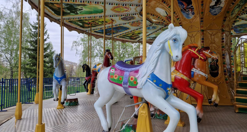 Стало известно, когда закончат работу аттракционы Челнов