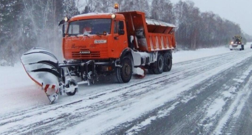 Минтранс РТ: 160 единиц спецтехники работают на дорогах Татарстана