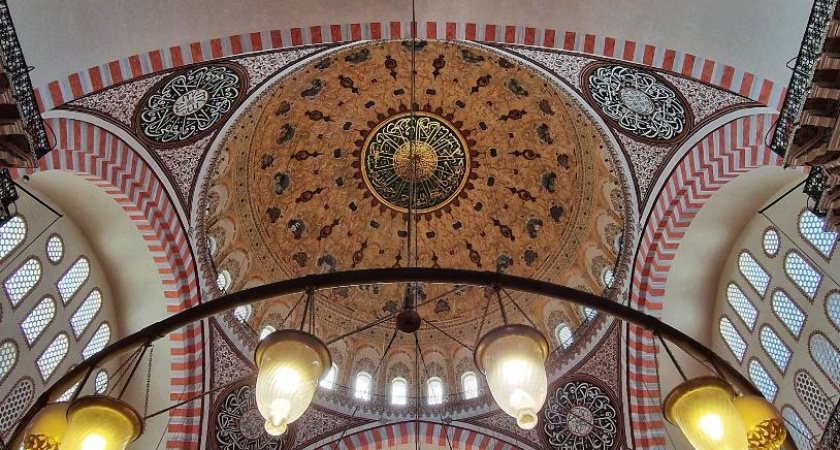 Духовное управление мусульман России разрешило многоженство