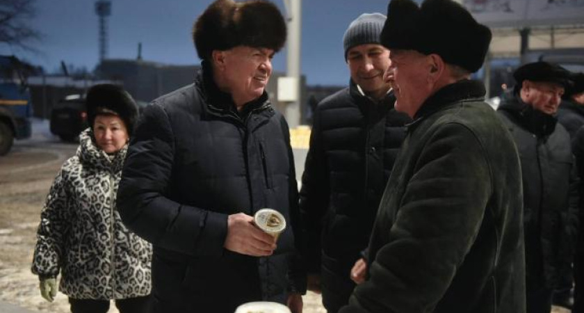 Наиль Магдеев посетил сельхозярмарку в Челнах (фото)
