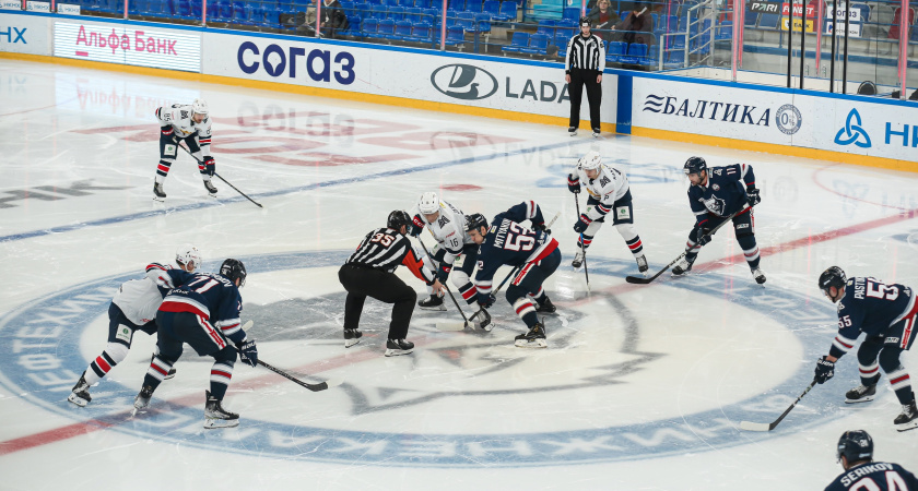 «Нефтехимик» продолжил череду поражений