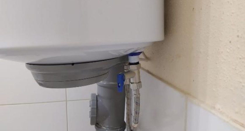 В Альметьевске после установки котла вместо газа пошла вода