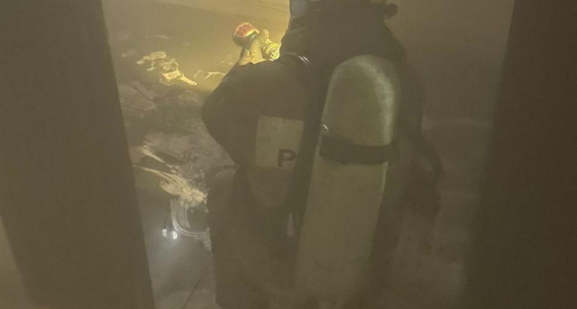 В Челнах из-за загоревшейся фритюрницы произошел пожар - пострадала женщина