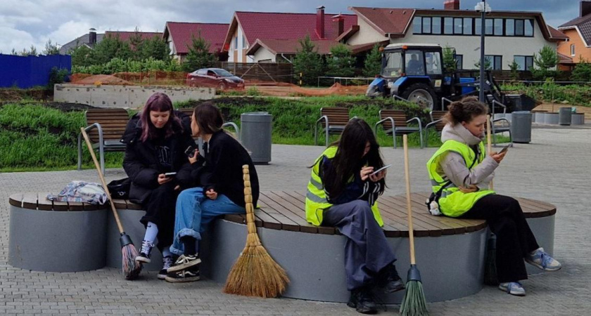 За год в Челнах трудоустроили 3,4 тыс. школьников – это рекорд в Татарстане