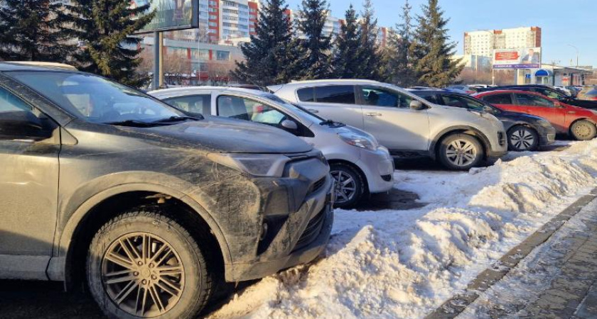 LADA против Китая: обзор рынка новых легковушек в январе