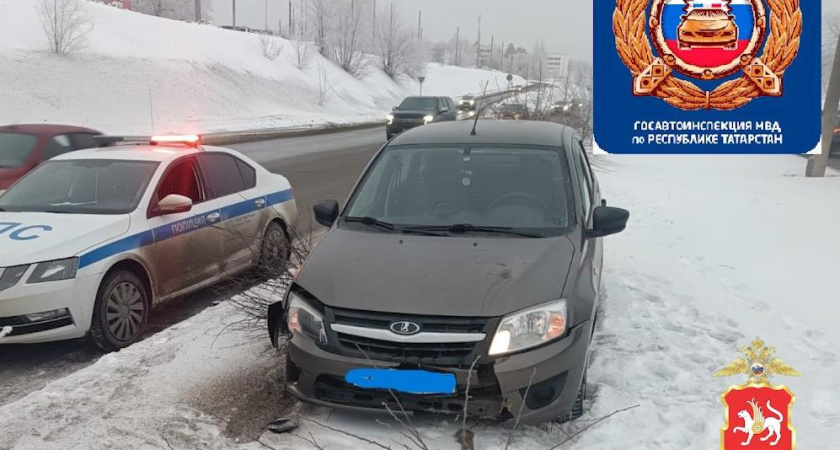 Экипаж ДПС в Челнах спас водителя, которому стало плохо