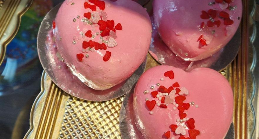 Каждый третий житель Челнов не считает День святого Валентина праздником