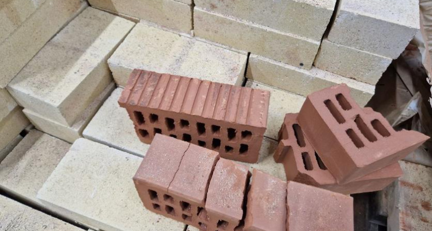 В Челнах рабочий погиб, упав с 17 этажа строящегося дома