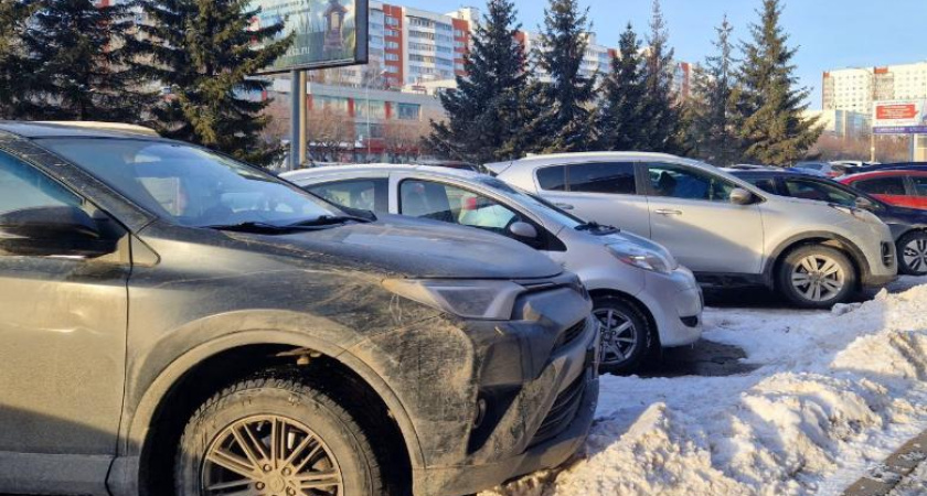 Средний возраст иномарок в РФ достиг 13 лет, отечественные авто еще старше