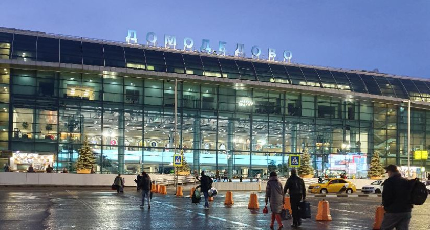 Из-за атаки БПЛА девять самолетов, летевших в Москву, направили в Казань