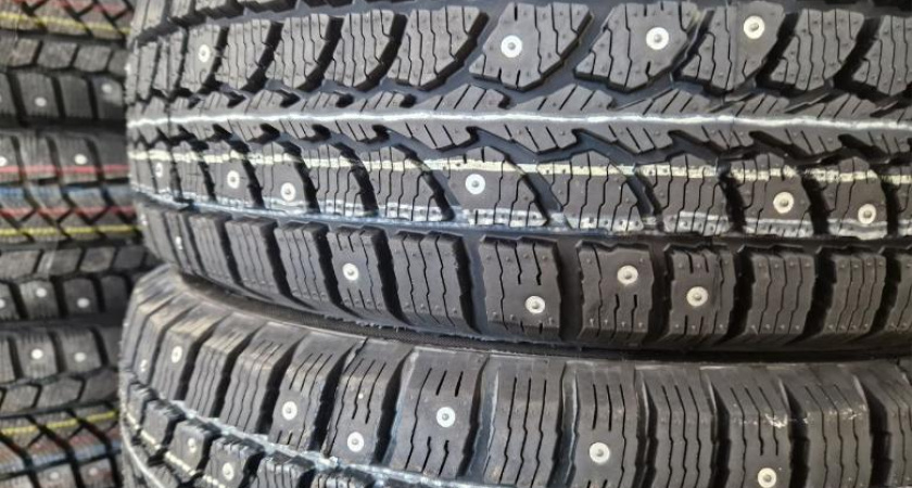 ГАИ Татарстана призывает автомобилистов не спешить с заменой резины