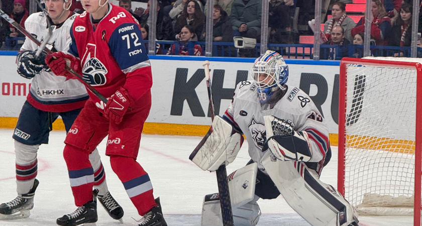 "Нефтехимик" обыграл лидера КХЛ