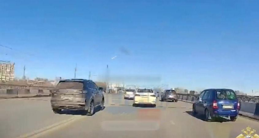ГАИ Челнов по видео в соцсетях установила личность любителя прокатиться по встречке