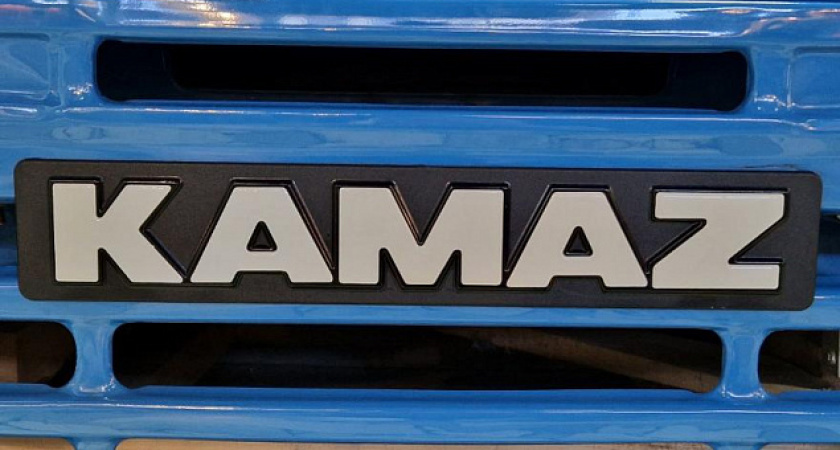 В марте продажи КАМАЗа упали на 19% – рынок грузовиков рухнул вдвое 