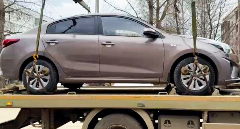 У жителя Елабуги арестовали автомобиль за долг в 1,5 млн рублей 