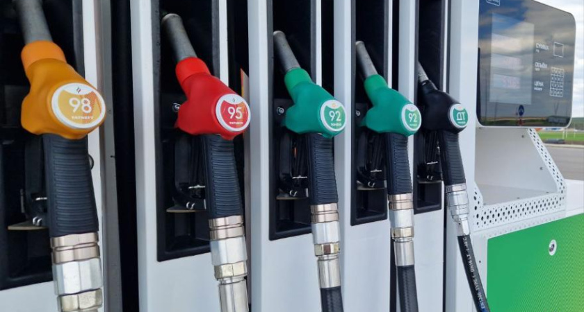 За год бензин АИ-98 в Татарстане подорожал на 21%