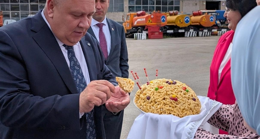 Мэр Димитровграда изучает опыт Челнов в строительстве дорог