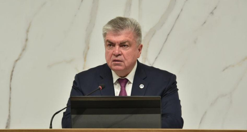 Мэр Челнов опустился на 30 место в рейтинге медиа-эффективности