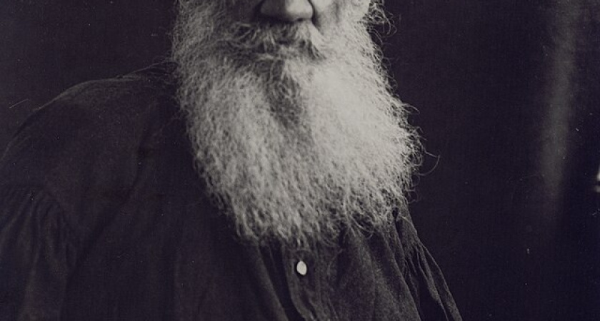 Эти два слова Лев Толстой записал в дневнике после первой брачной ночи. Его жене действительно можно посочувствовать